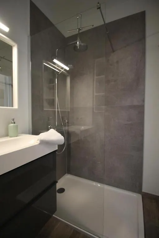 Huswell - Beach Studio With Balcony & Sea View Brugge 0*,  Belgien