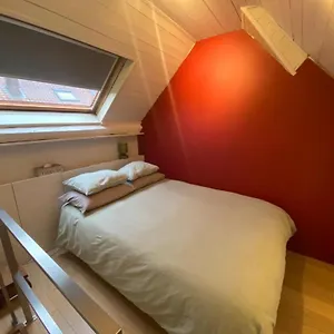 Bed and breakfast Riverside - Centre Of In Calm Area, Brujas